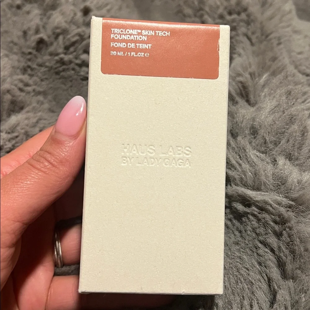 HAUS LABS Triclone™ Skin Tech Medium Coverage Foundation- 400 Medium Deep Warm